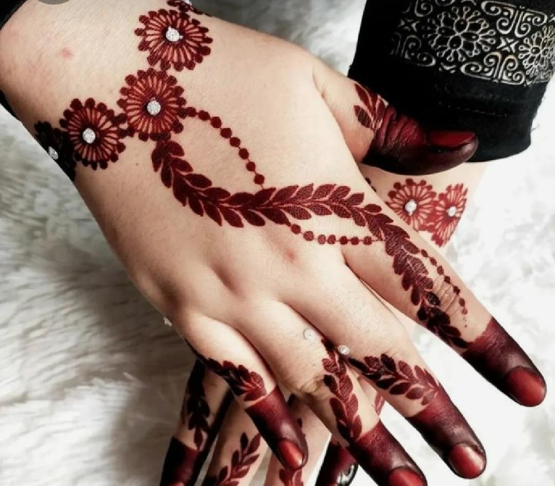 Popular Mehndi Design