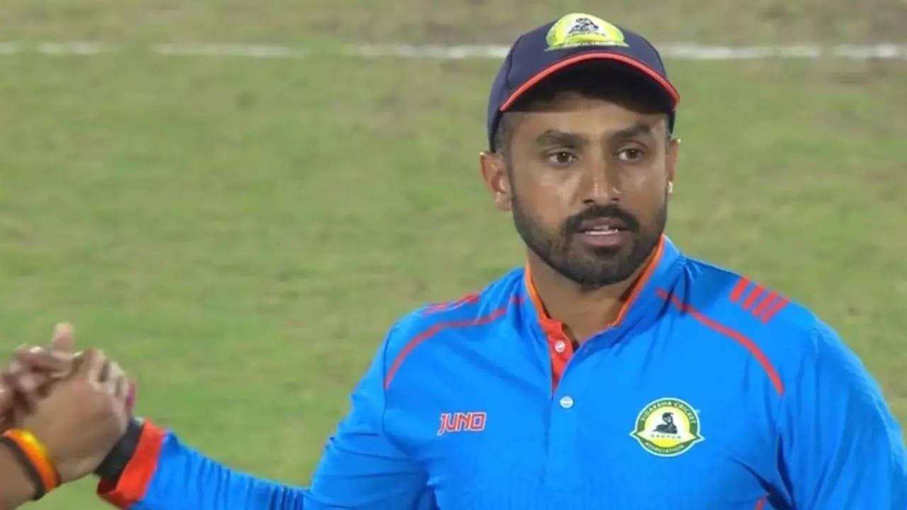 ‘Can’t fit everyone’: Agarkar explains Karun Nair snub