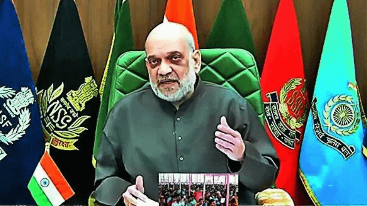 Be ruthless on terror: Amit Shah to forces in J&K