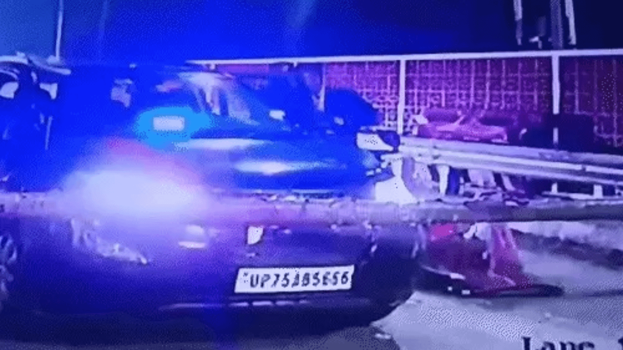 Watch: Etawah MP’s gunners force 30 cars, bus through Agra toll plaza without fee