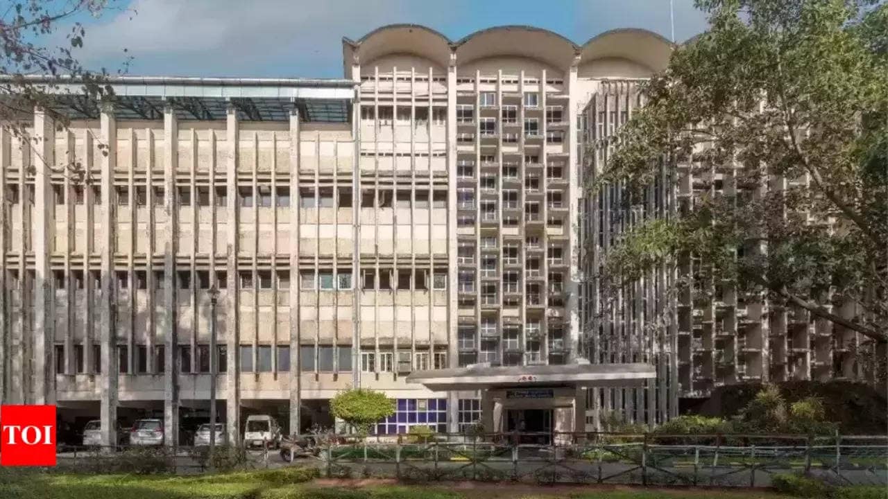 IIM-Mumbai, IIT-Mandi most influential Indian schools on social media