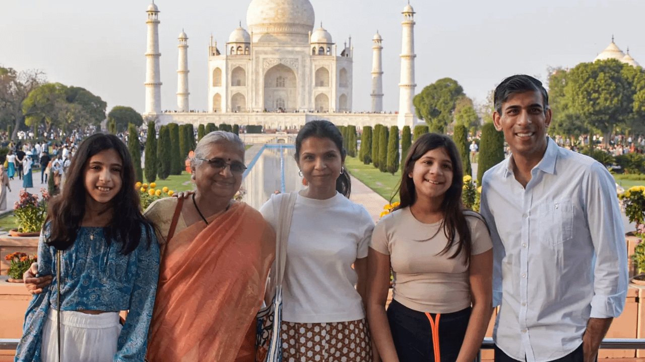 Watch: Former UK PM Rishi Sunak tours Taj Mahal with family