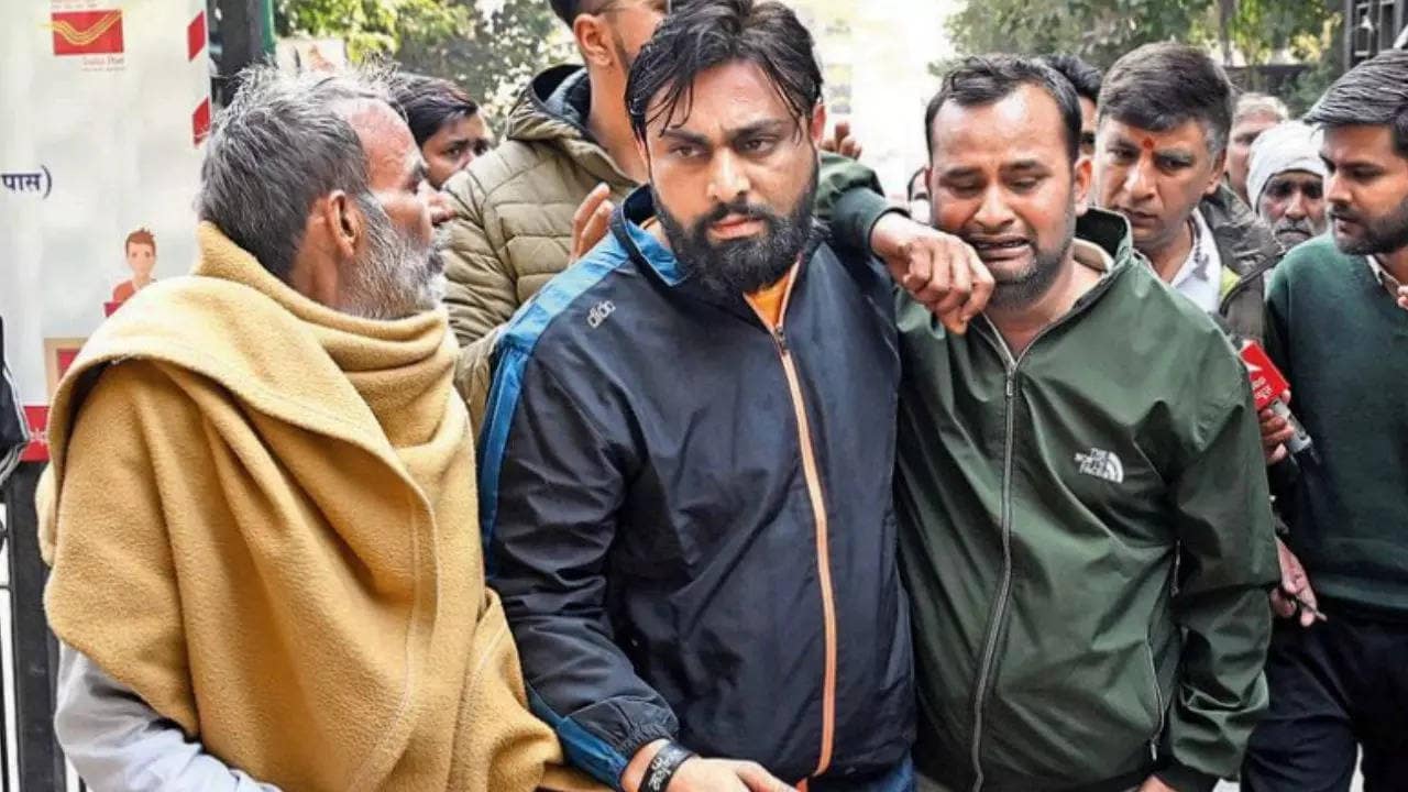 Delhi stampede: ‘Iron rod pierced my daughter’s head in melee’