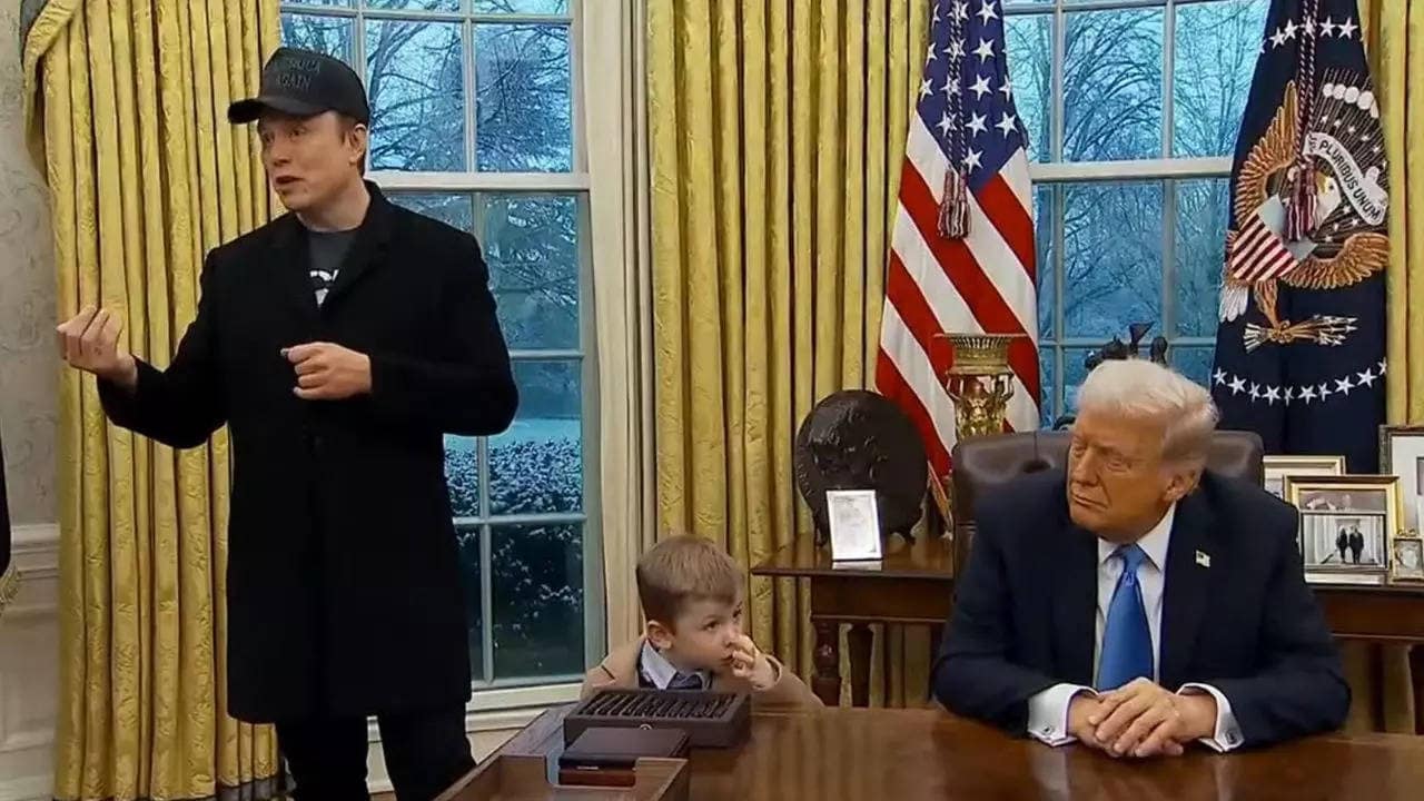 Did Trump change iconic White House desk due to Musk’s son picking his nose?