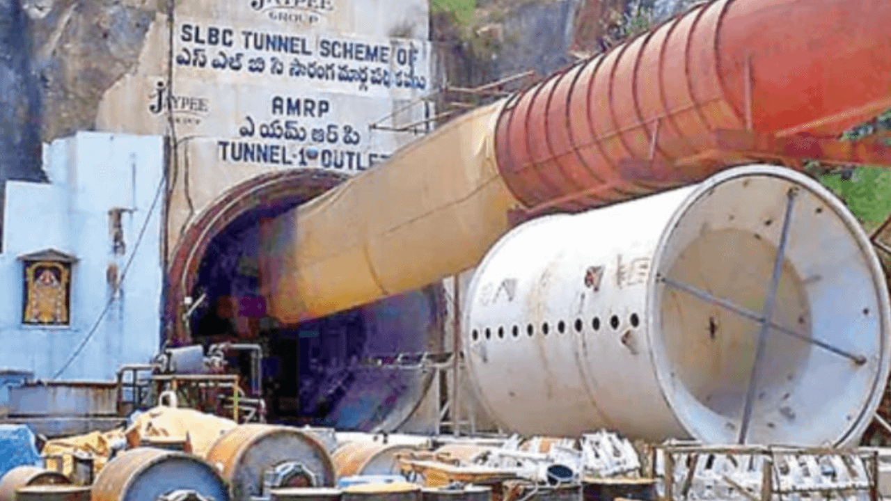 6 feared trapped as section of roof in SLBC tunnel project collapses in Telangana