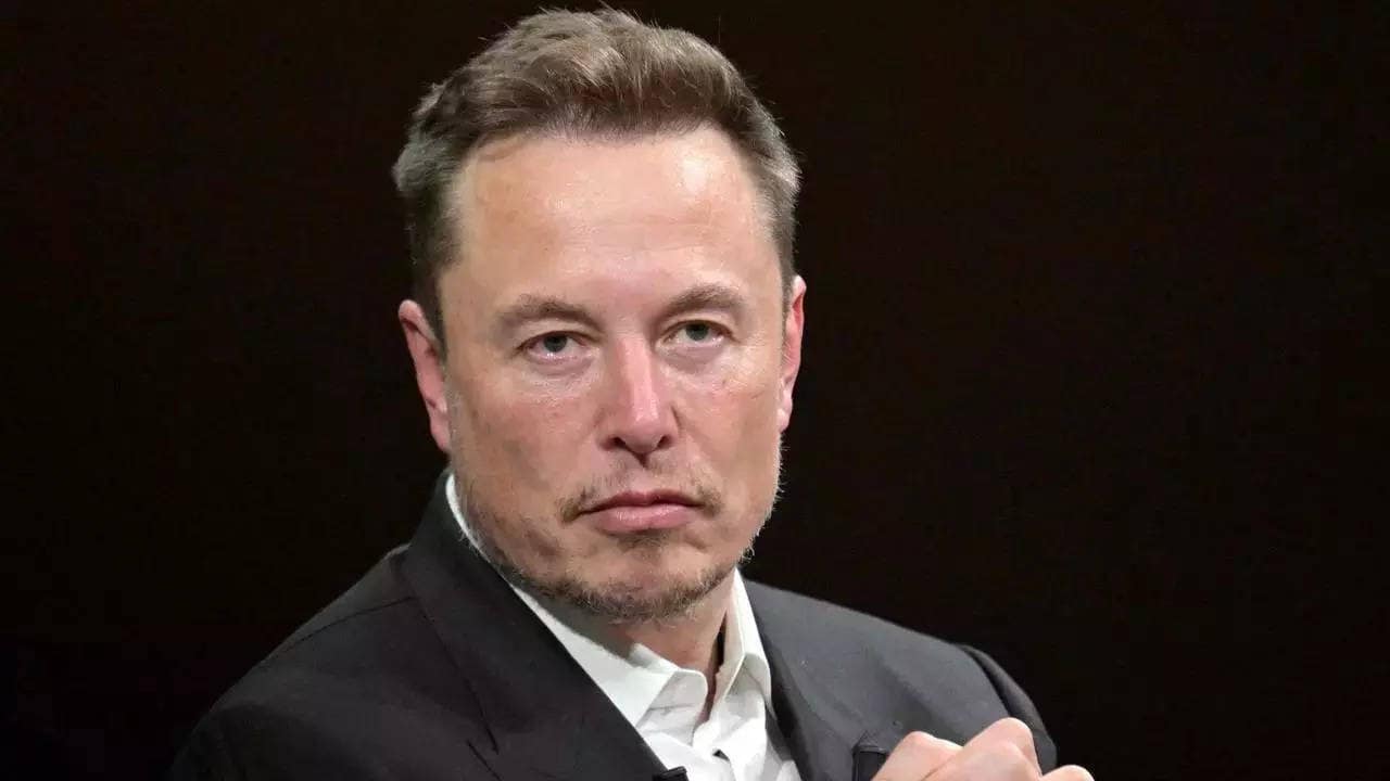 Musk under fire as petition to revoke his Canadian citizenship tops 250,000 signatures