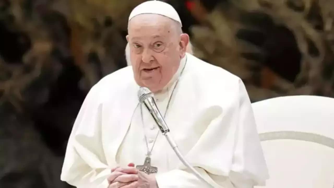 Pope Francis ‘stable’, no new breathing crisis, says Vatican