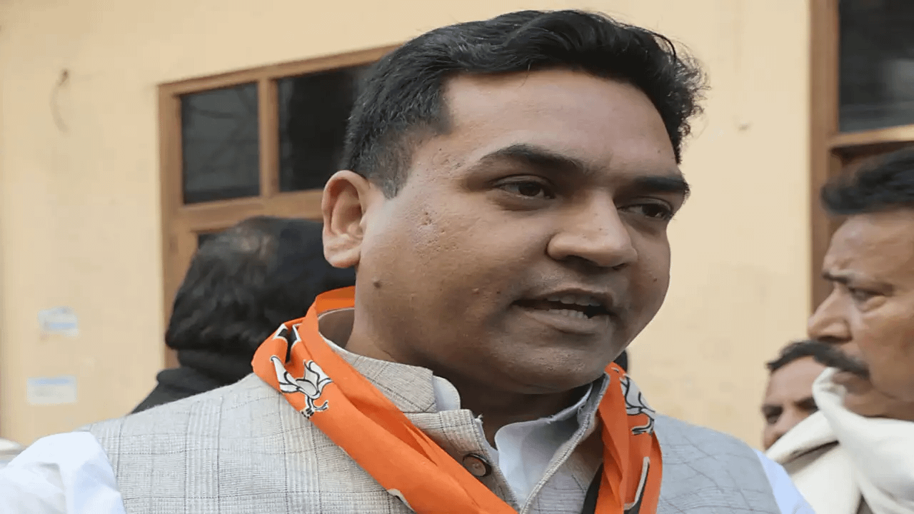 ‘Framed’: Cops oppose FIR against Kapil Mishra
