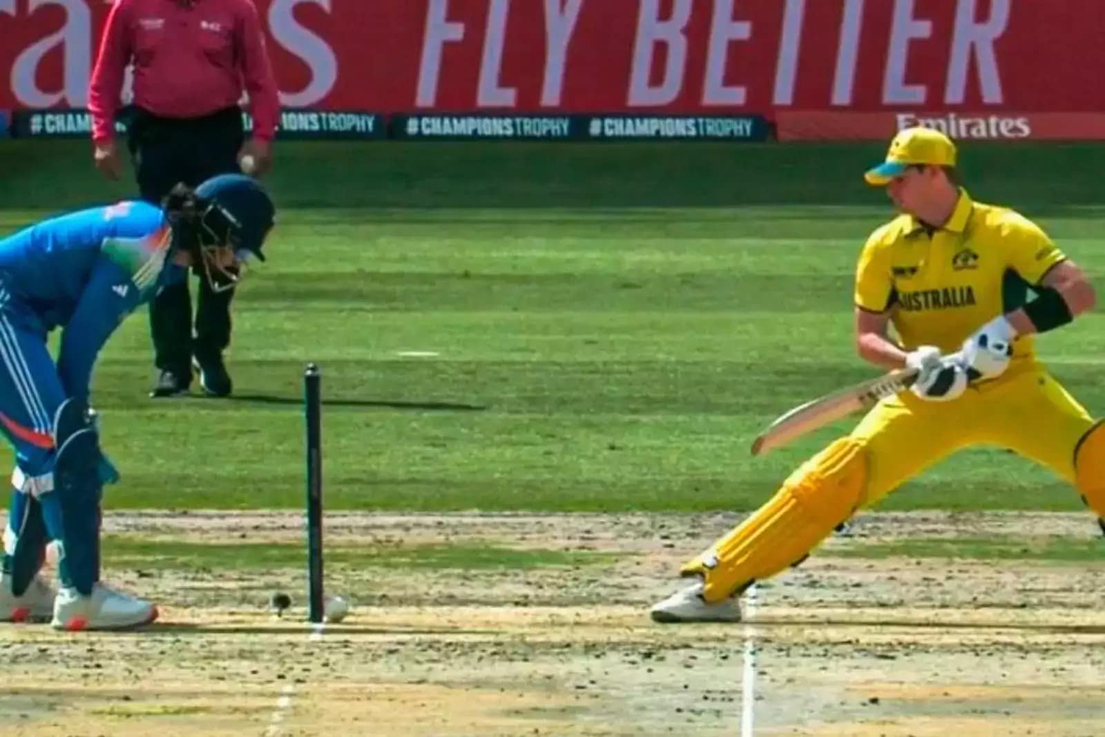 Lucky escape! Ball hits the stumps but Smith survives – Watch