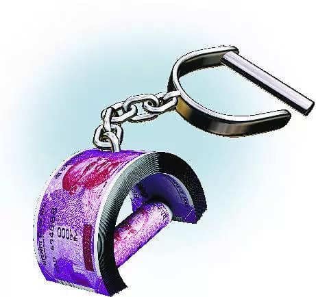 Delhi Police seize ‘AAP poll assets’ from Punjab car