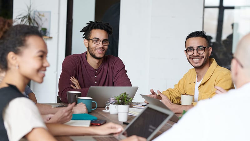 Step-by-Step Guide: How to Use Healthcare HR Software in 2023
