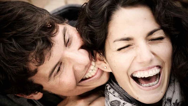 10 Female Attributes a Leo Man Likes and Dislikes