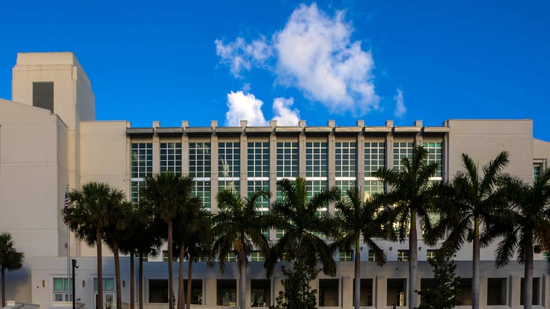 Defense Lawyers Seek to Block Special Counsel Report in Trump Documents Case