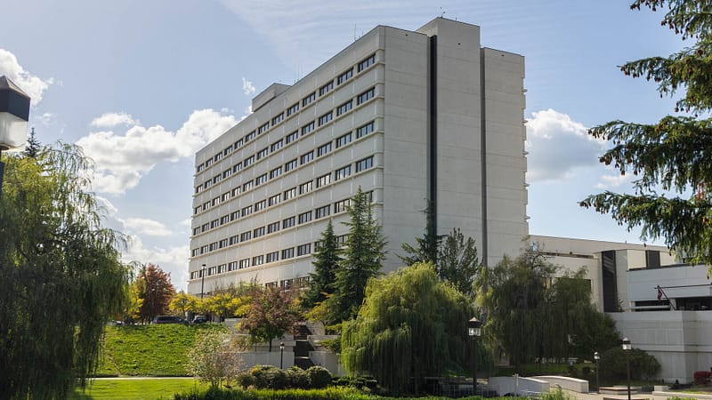 Army Doctor Pleads Guilty to Sexually Assaulting Dozens of Patients