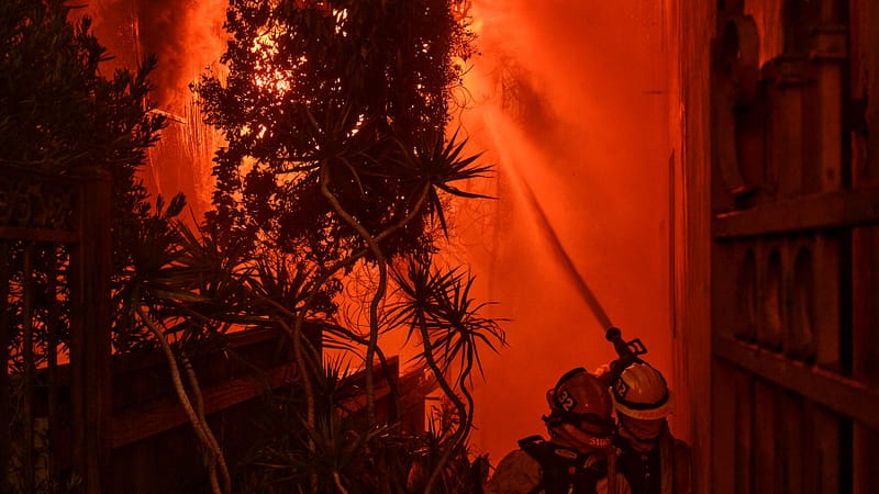 Wind-Fueled Fire Consumes a Los Angeles Neighborhood