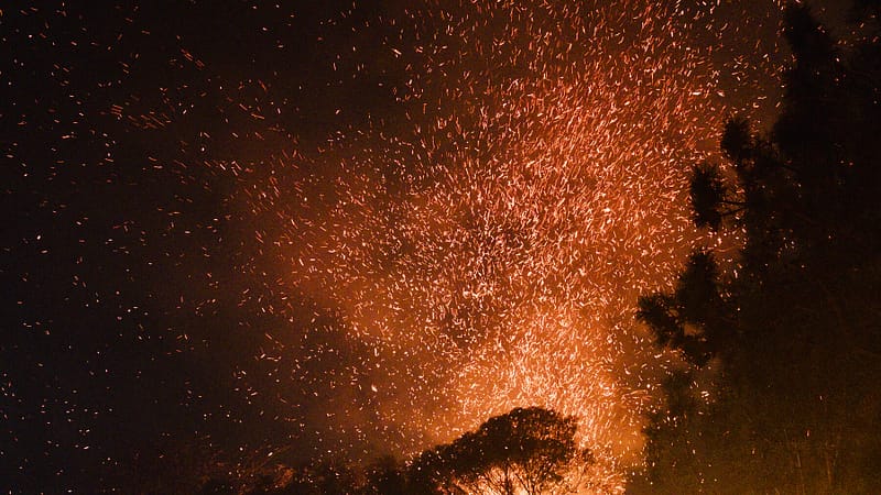 Santa Ana Winds Ease, but Windstorm’s Return Could Accelerate Fires