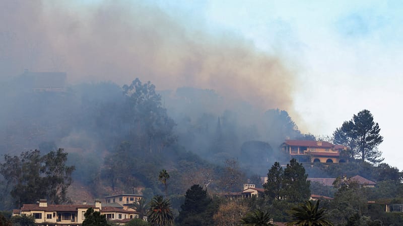 Palisades Fire Threatens Brentwood, Including the Getty Center