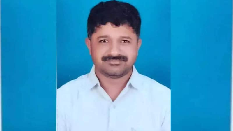 Cabbie sets himself on fire after wife refuses to withdraw divorce petition