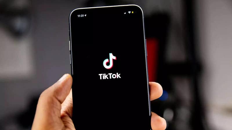‘Free Palestine’ & similar phrases flagged, TikTok users allege post return