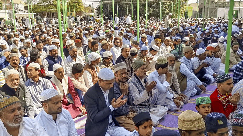In view of Holi, Lucknow’s biggest Eidgah changes Juma prayer time