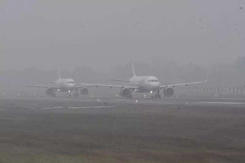 Several flights delayed due to foggy weather at Delhi airport