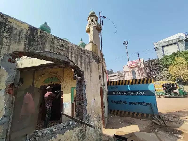 ‘150-year-old’ masjid razed to make way for Meerut RRTS